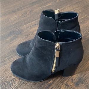 APT 9 Black Booties 8 WIDE